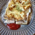 Cafe du Riche - ケチャップ付けも美味しい