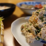 大正楼 - 柿と大和真菜の白和え