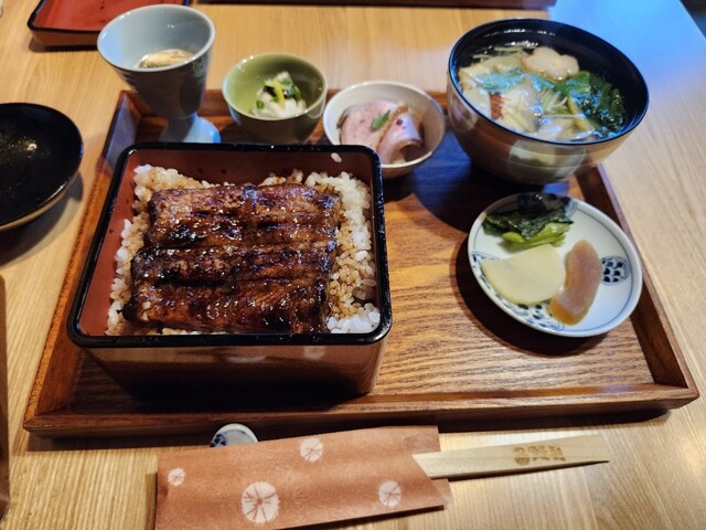 Sumibiyaki Unakago photo 2