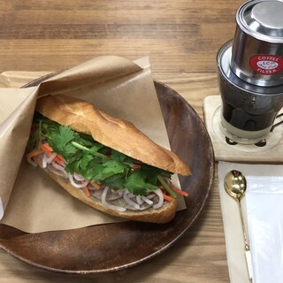 オルオルバインミー_0