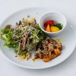 b Kitchen - 前菜の盛り合わせ