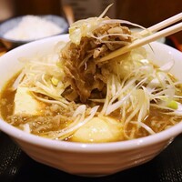 一誠 - カレー肉豆腐定食(900円)
                    肉2倍増量(+400円)
                    豆腐2倍増量(+150円)