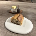 ラチュレ - 「自家製パン」