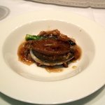 故宮 - 活あわびの姿煮込み　ふかひれとなめこ入りあんかけソース