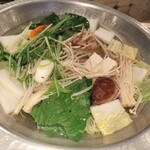 しゃぶしゃぶ すき焼き 食べ放題 和牛と豚 - 