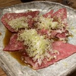 万両 南森町店 - 幻カルビ ¥980   南森町店限定✨️✨️