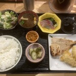 海鮮食堂 うを亀 - 今日の日替りランチ1350円