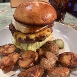 OVERWHELM HAMBURGER & BAR STAND - 