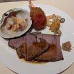 グラスコート - 蟹爪フライにローストビーフ