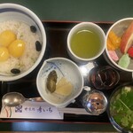 甘味処 彦いち - 栗おこわセットを真上から