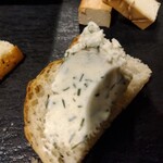 Ienomi バル日和 - ハーブクリームチーズのカナッペ