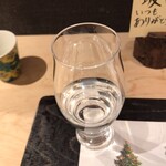 汐見 - サーヴィスの日本酒。