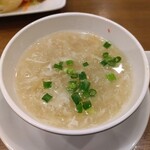 中華料理 朝霞刀削麺 新宿野村ビル店 - 