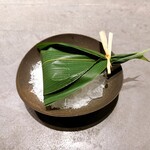 TSUSHIMI - あんぽ柿と白小豆（山梨 白州）