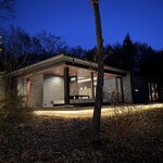 TSUSHIMI - 夜の外観