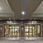 ホテルメトロポリタン - メインの玄関
