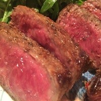 加藤牛肉店 銀座 -  お肉　アップです