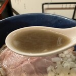 麺処 にぼし香 アソビル店 - スープ