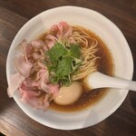 ヌードル マイスター 源九 - 味玉鶏清湯醤油　　950円