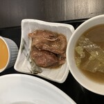 CHINESE DINING 瑞 - 中華スープ・牛すじの煮込み・ジャスミン茶のミルクプリン