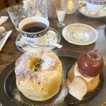 ギャラリー グロス アンド コーヒー - 