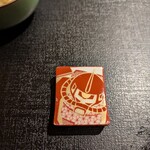 とり やまもと - ザクの箸置き   前のお店の名前からこういう物を集めていらっしゃるみたい。男性にファンが多そうだし喜ばれそうな箸置き。