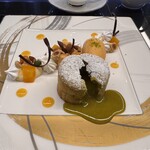 トシ・ヨロイヅカ 東京 - 