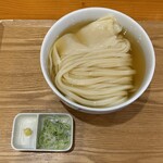 手打ちうどん 上を向いて - ひやかけ