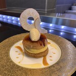 トシ・ヨロイヅカ 東京 - 