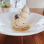 Moliere Cafe　降っても晴れても - 