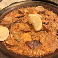 スペイン料理 La Cazuela 三ノ宮 ミント神戸店 - タコのパエリア。タコが柔らかくて美味