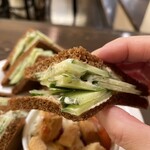 クリスティー - ほんとにきゅうりだけ。