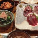 硯家 - 左の小松菜煮浸しが大量ですごくお得！