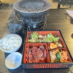 炭火焼き肉 一億兆 - 