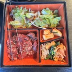炭火焼き肉 一億兆 - 