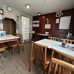 グリル平和 - 店内❗️