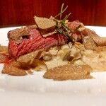ボッテガ - 蝦夷鹿のロースト 四種の茸のクレーマ