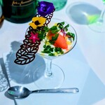 les seeds 96 - ギリシャヨーグルトムースとブラッドオレンジのアイスクリームを使ったカクテルサラダ 