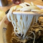 天琴 -  麺は中太麺