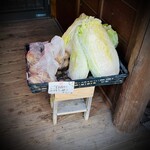 パティスリー コトル - 軒先の野菜＆フルーツ