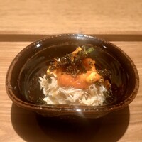 日本料理FUJI - ドウマン蟹の飯蒸し内子添え､素揚げブロッコリー