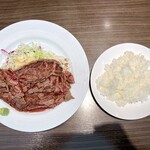 キャトルラパン - ステーキランチ400g 山葵醤油とライス大盛り