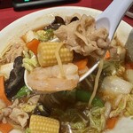 丸源ラーメン - 具材がごっそりです