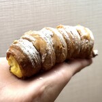 ハチパン - ・コルネ 237円/税込