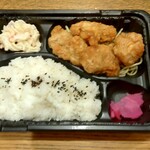 ディオ - 唐揚げ弁当 (税抜)198円 ※開封後 (2024.12.16)
