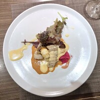 キャトルラパン - 鯛のソテー・うちわ海老・ホタテ
                    オマールのソースと白ワインソース
