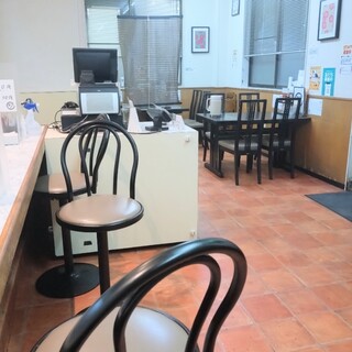 香り立つ鶏だしラーメン・唐揚げ 鶏つよし_2