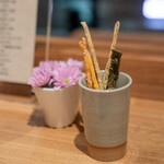 ARMONICO - ンドュイヤのグリッシーニ 桜海老のグリッシーニ しらすとわかめのクロカンテ