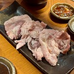 焼肉とらちゃん - カシラ