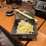 焼肉とらちゃん - もやしナムル